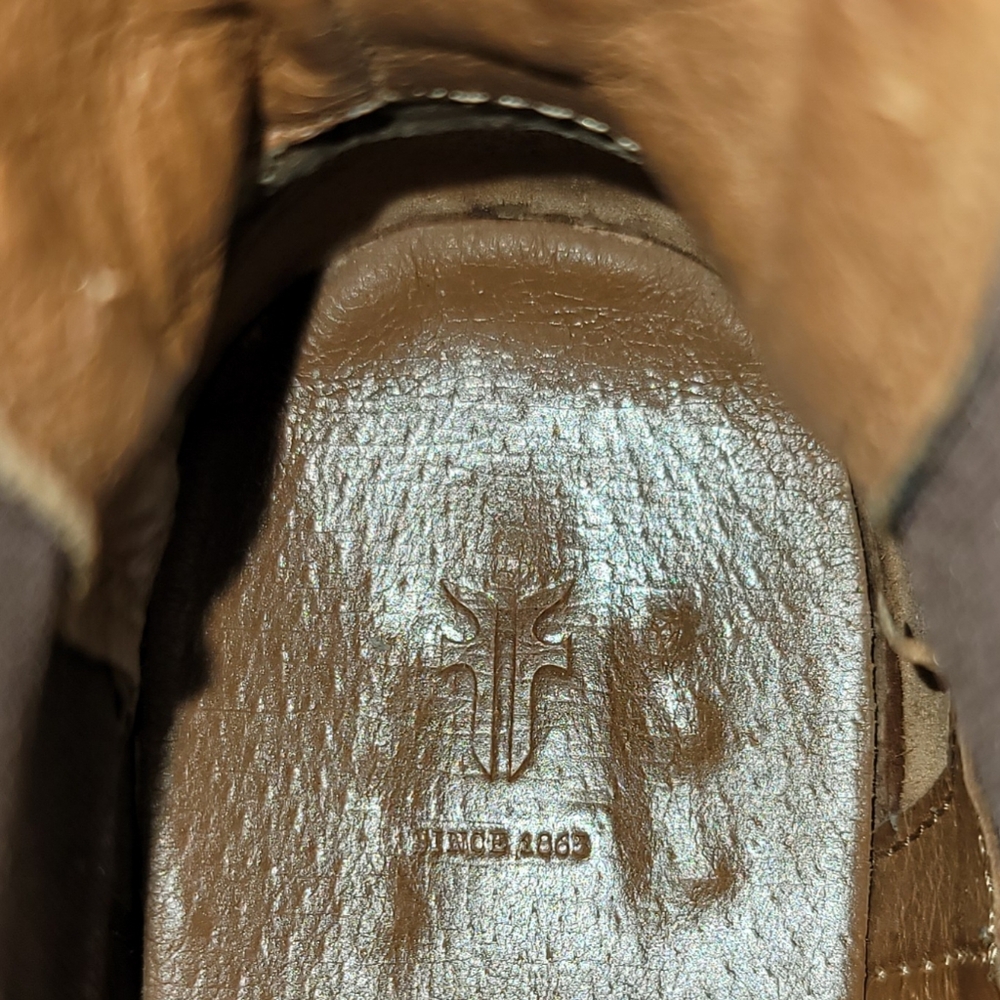 FRYE Melissa Womens Cognac Brown Leather Chelsea Boots Size 9.5B - Picture 12 of 16